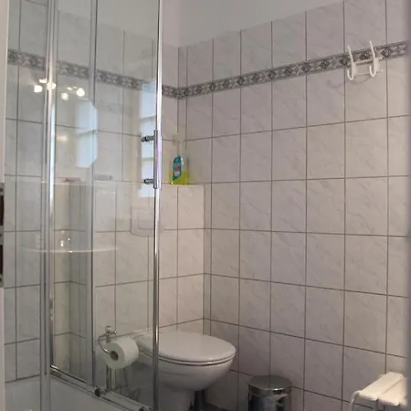 Marion Wustrow (Fischland)